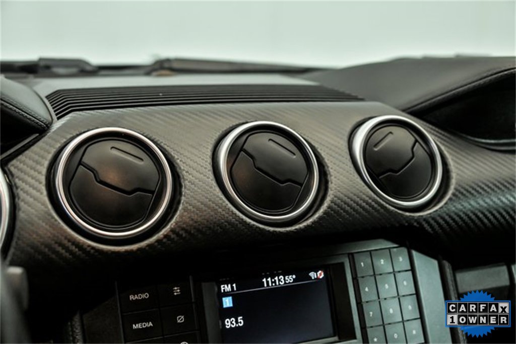 Used 2019 Ford Mustang Coupe image 18