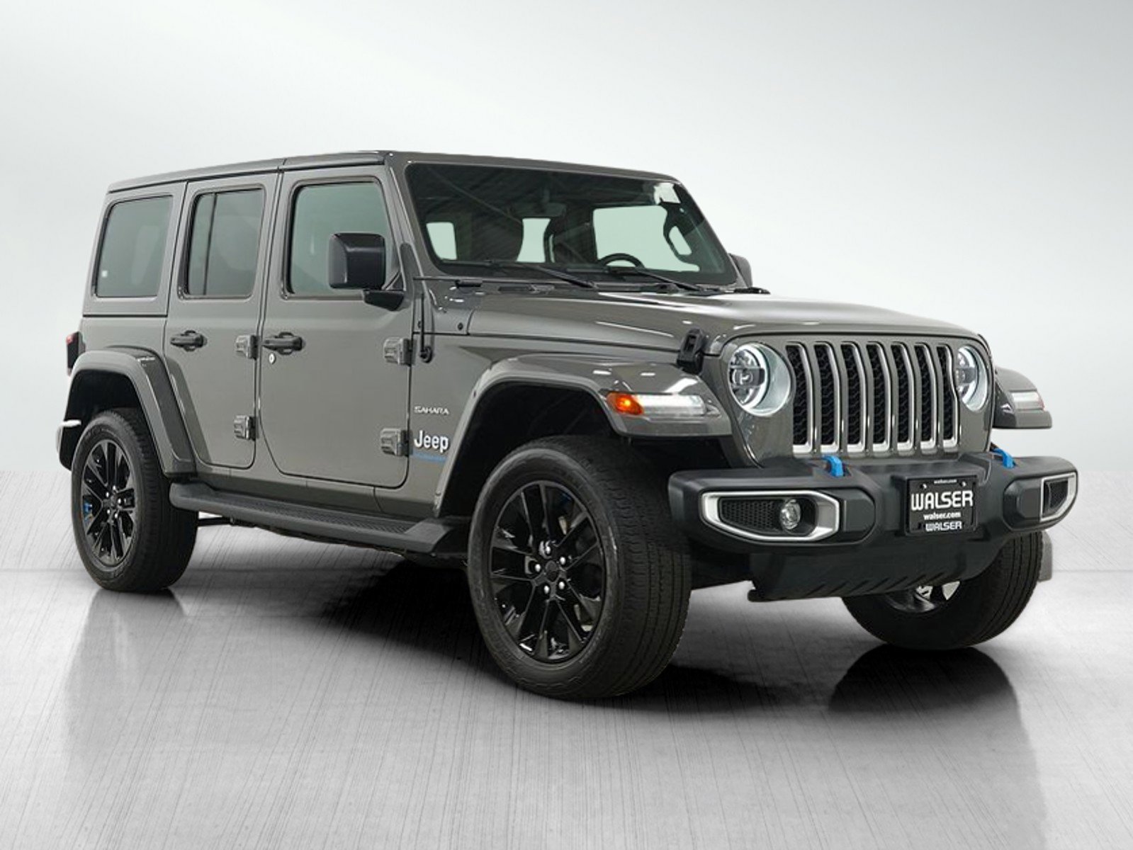 Used 2023 Jeep Wrangler Unlimited Sahara w/ Cold Weather Group image 8