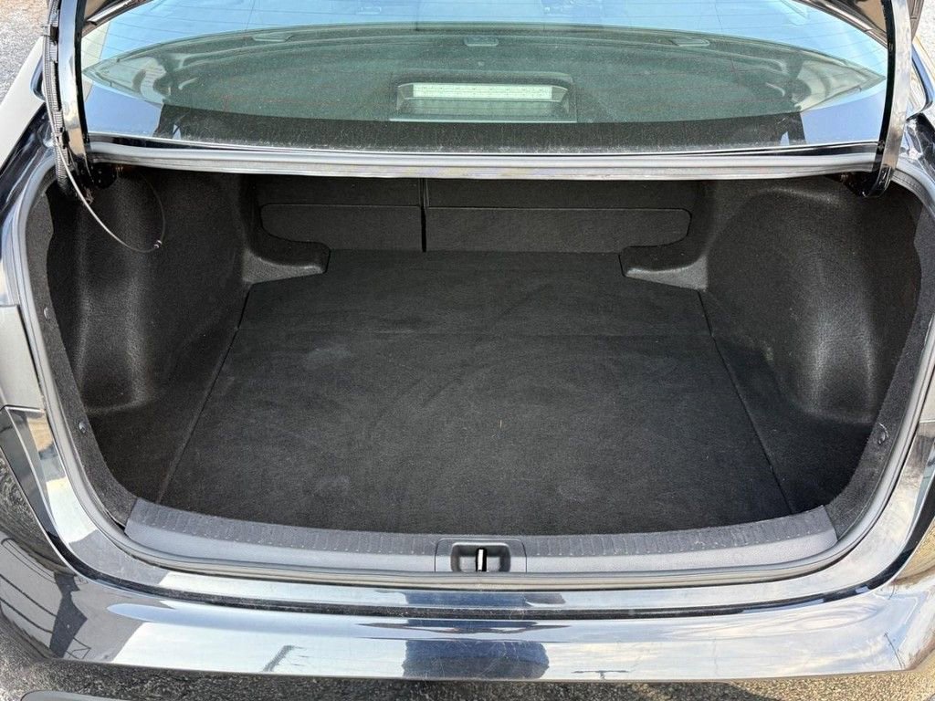 Used 2024 Toyota Corolla LE FWD image 4