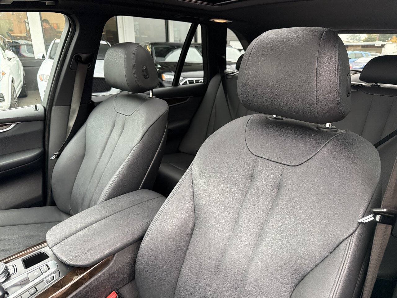 Used 2017 BMW X5 xDrive40e AWD/4WD image 33