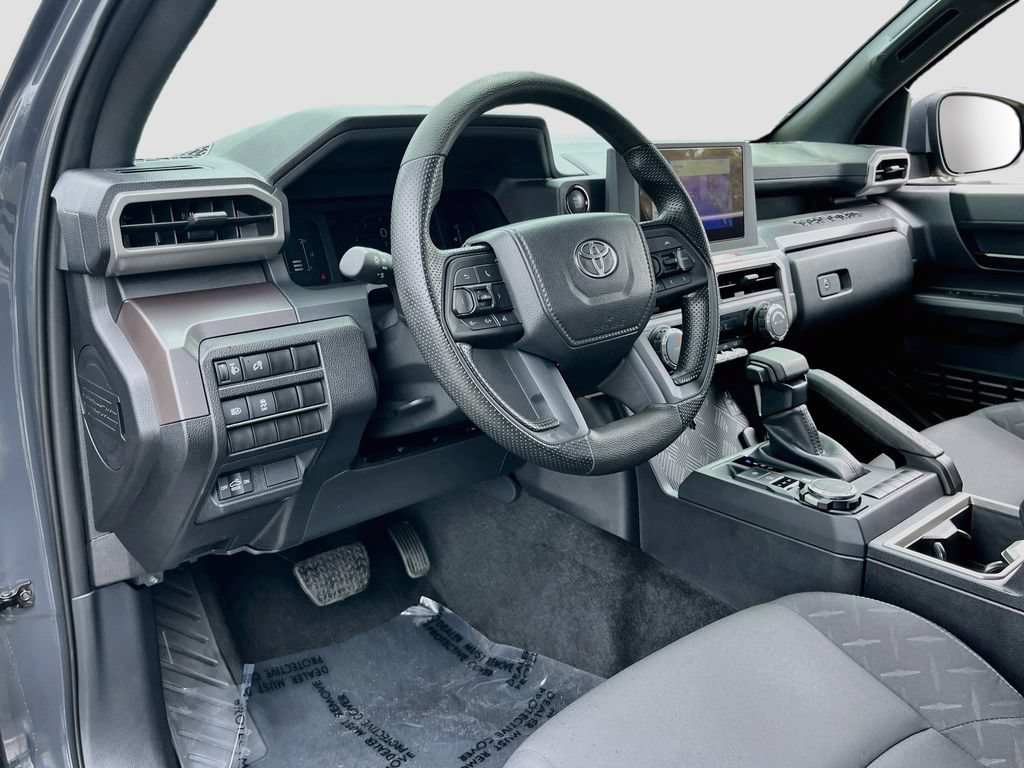 Used 2024 Toyota Tacoma SR5 AWD/4WD image 9