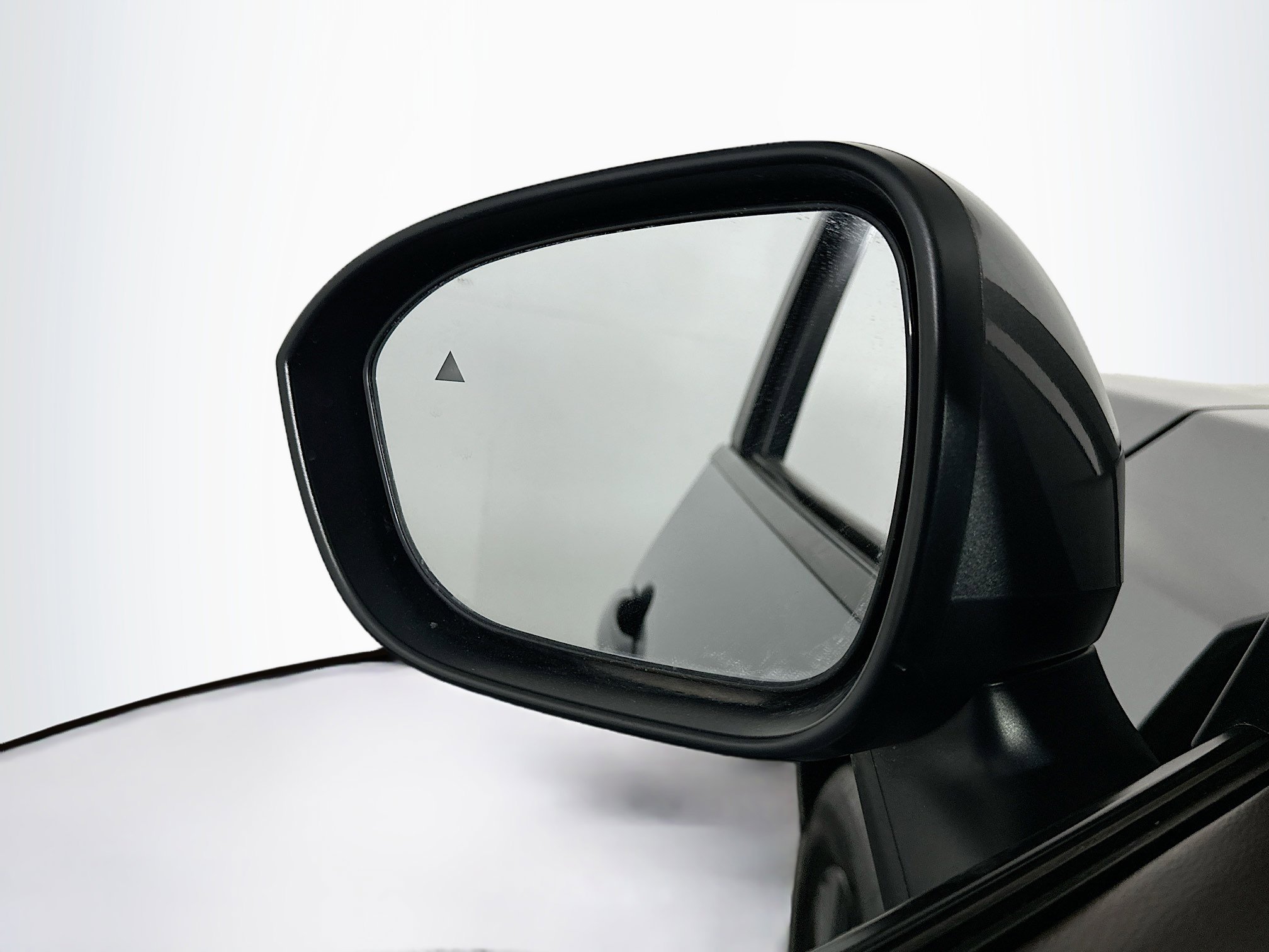 Used 2023 Nissan Rogue SV image 16