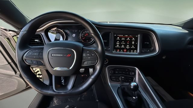 Used 2022 Dodge Challenger R/T Scat Pack RWD image 10