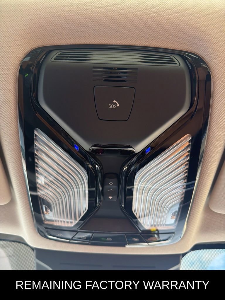 Used 2024 BMW X7 xDrive40i image 56