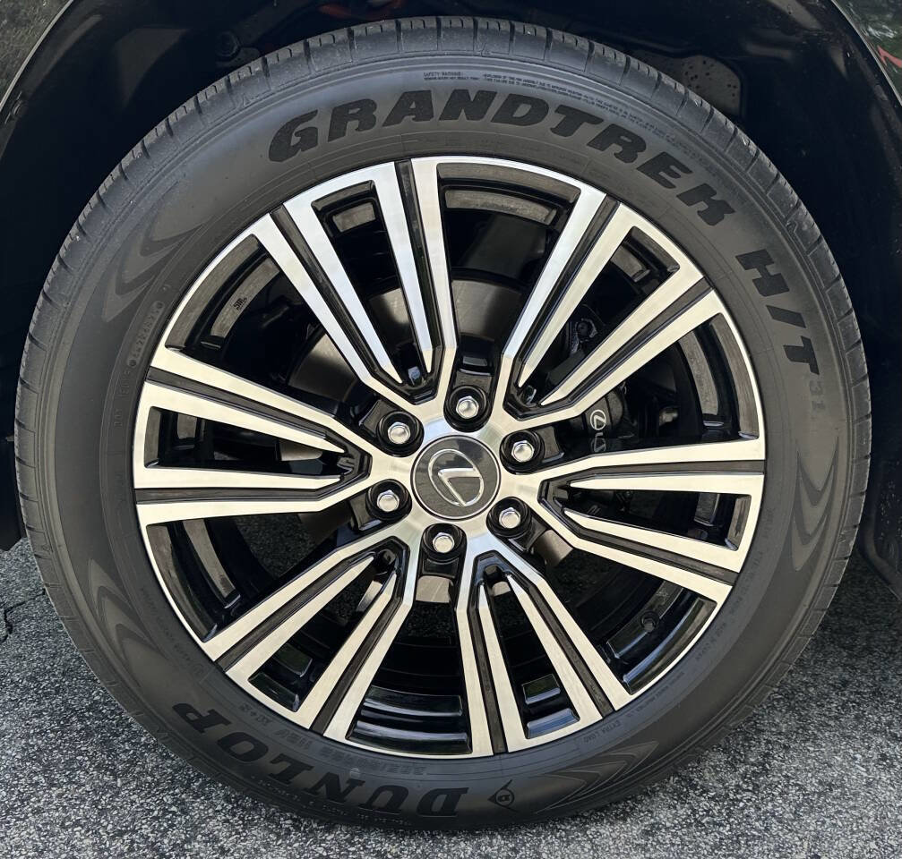 Used 2026 Lexus LX 700h Luxury AWD/4WD image 14