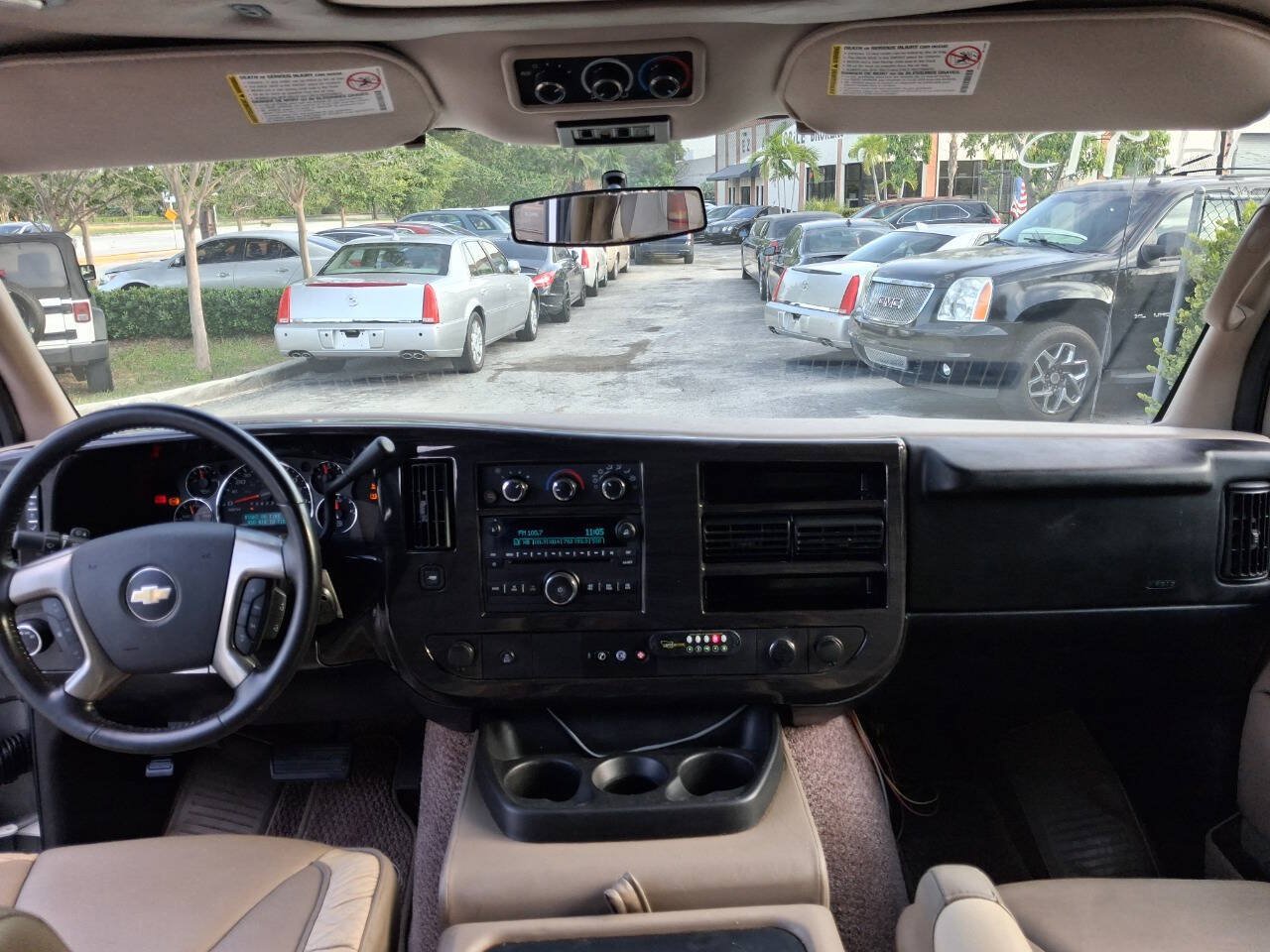 Used 2012 Chevrolet Express 1500 RWD image 13