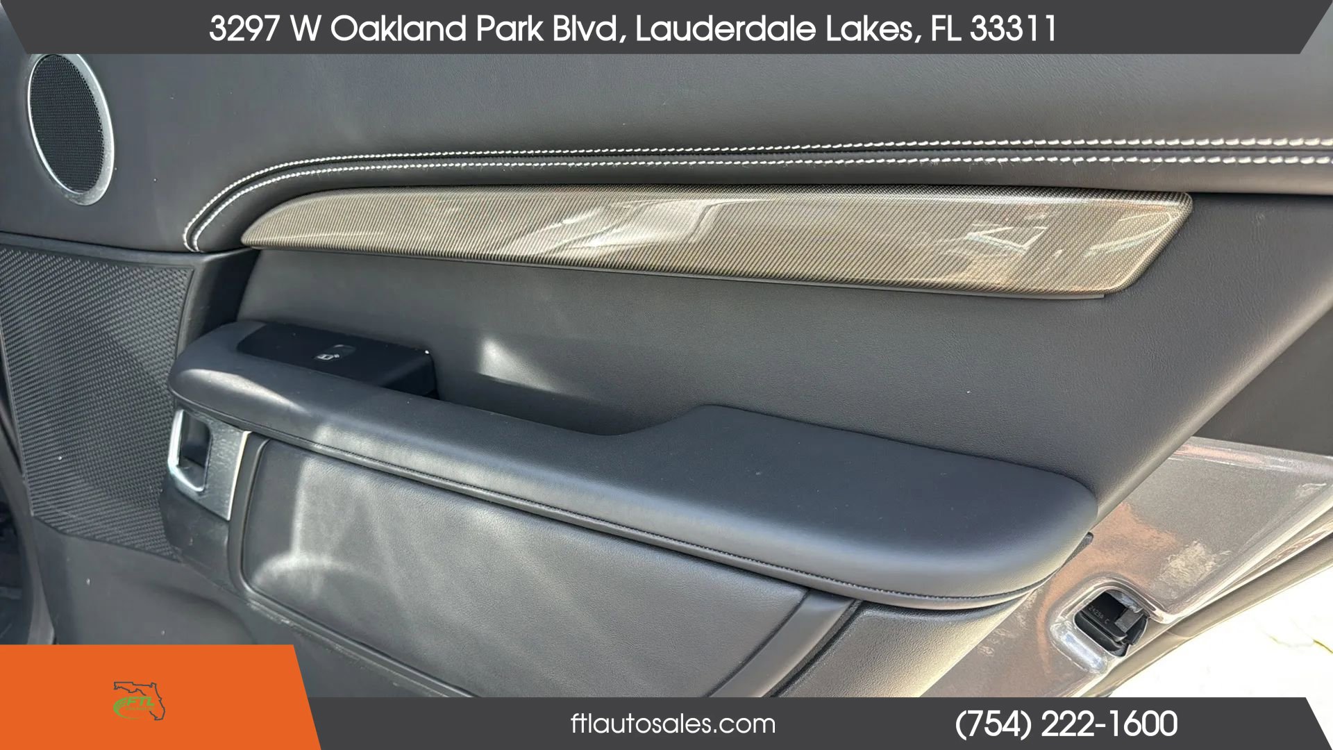 Used 2020 Land Rover Discovery HSE image 49