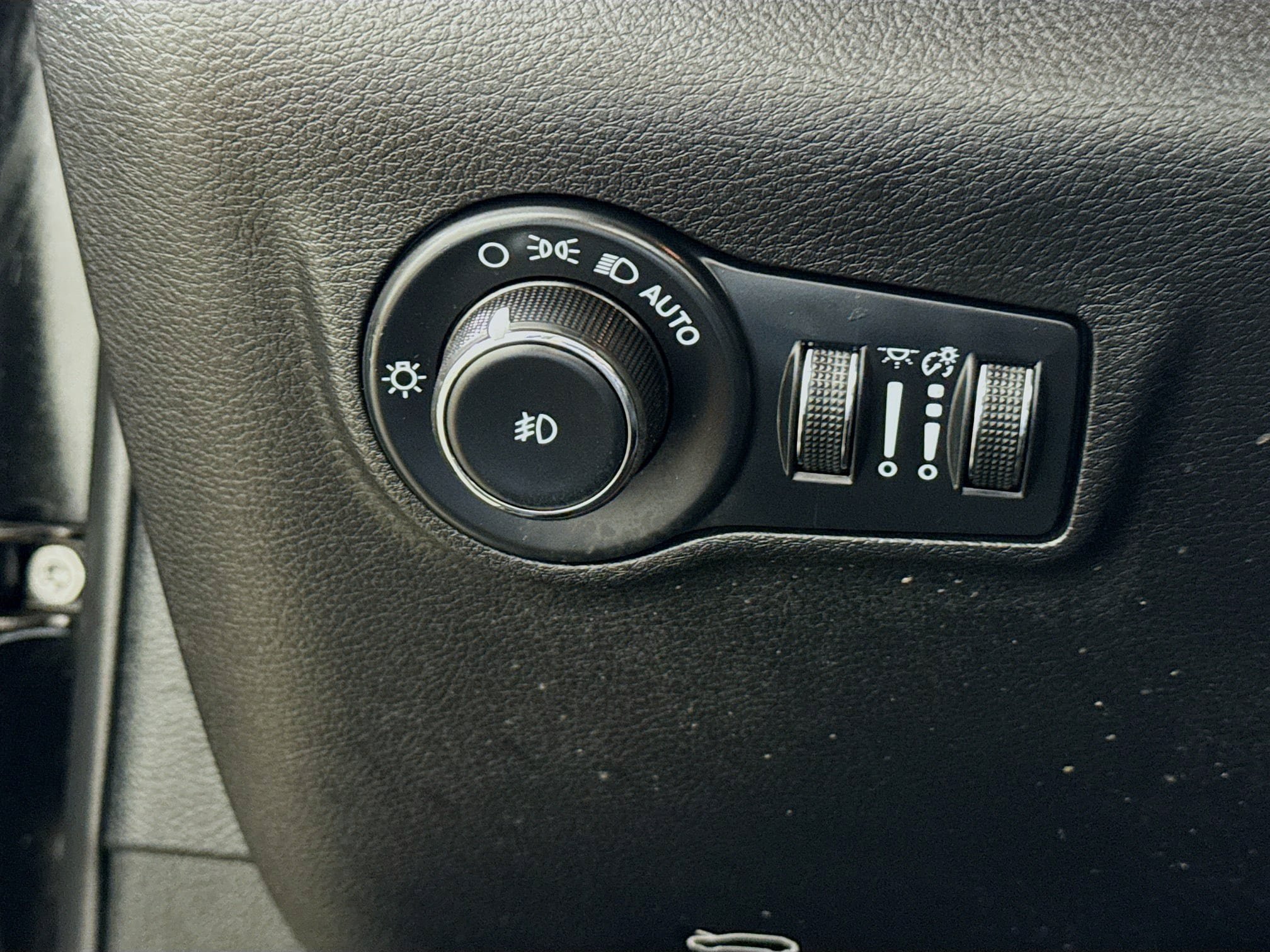 Used 2022 Jeep Compass Latitude AWD/4WD image 12