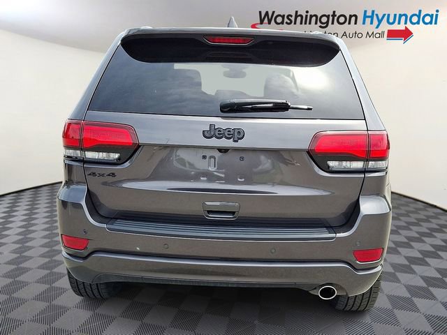 Used 2019 Jeep Grand Cherokee Altitude AWD/4WD image 5