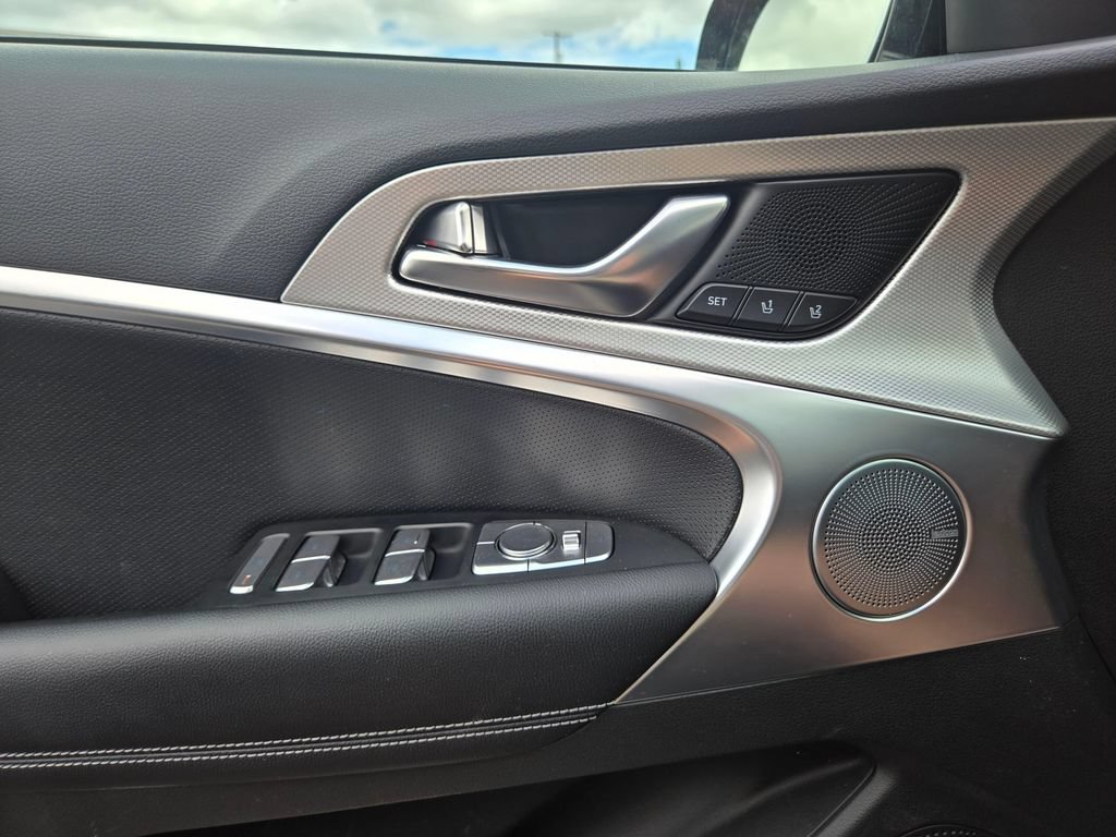 Used 2026 Genesis G70 2.5T Prestige AWD/4WD image 23