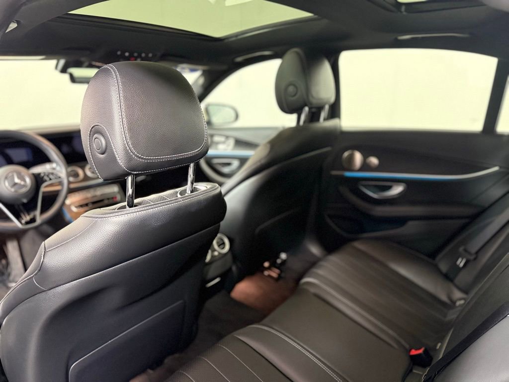 Used 2023 Mercedes-Benz E 350 4MATIC Sedan image 19