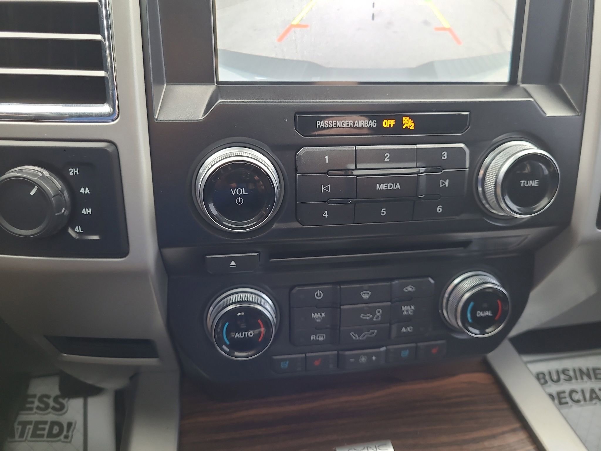 Used 2016 Ford F150 Lariat w/ Equipment Group 502A Luxury image 20