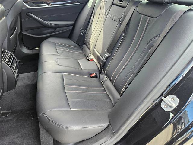 Used 2019 BMW 530i w/ Convenience Package image 18