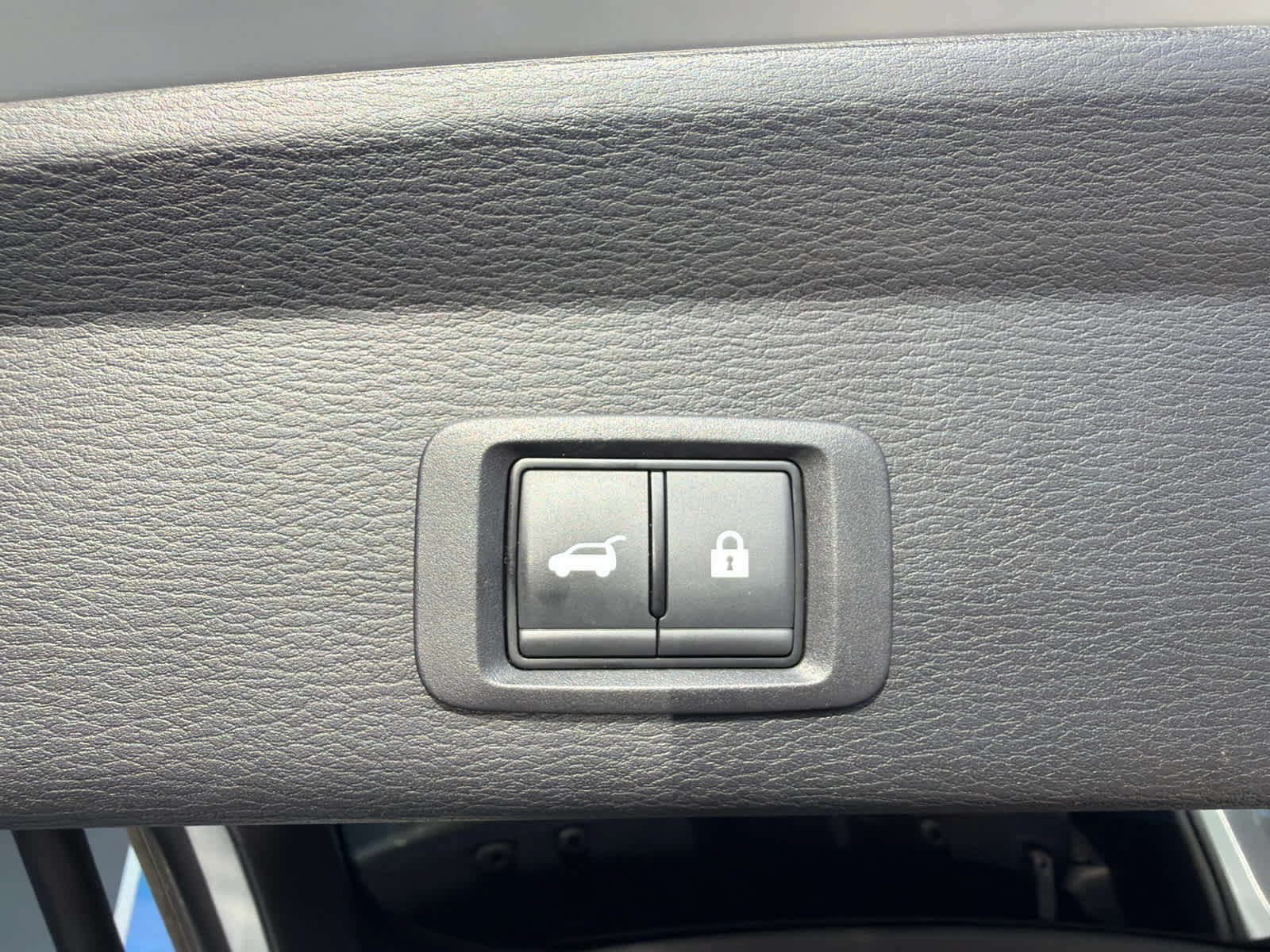 Used 2024 Mitsubishi Outlander SE AWD/4WD image 30