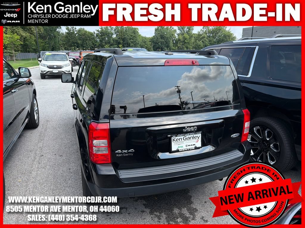 Used 2014 Jeep Patriot Latitude w/ Sun/Sound Group AWD/4WD image 9