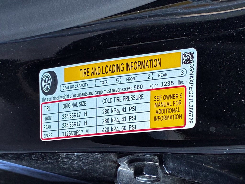 Used 2026 Chevrolet Equinox LT AWD/4WD image 42