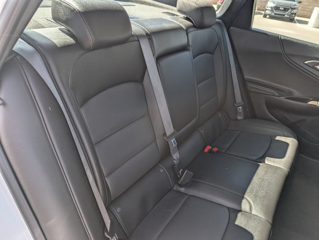 Used 2024 Chevrolet Malibu LT FWD image 14