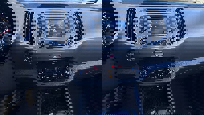 Used 2016 Kia Sportage EX image 18