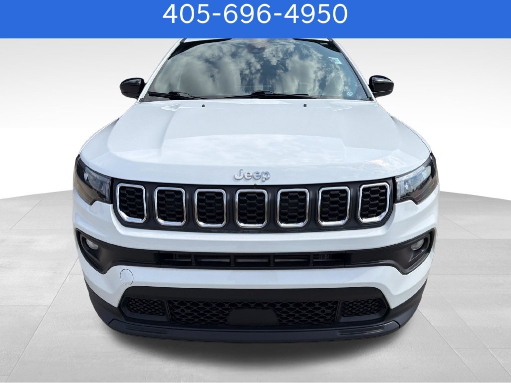 Used 2024 Jeep Compass Latitude AWD/4WD image 10