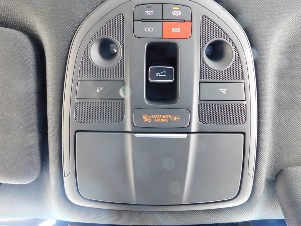 Used 2026 Genesis G70 3.3T Sport Prestige image 23