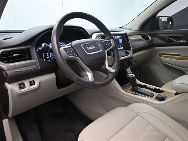 Used 2019 GMC Acadia Denali w/ Technology Package image 8