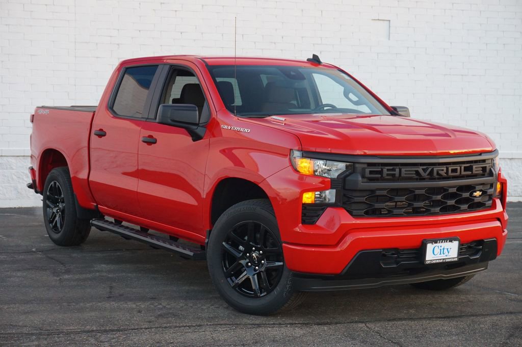 New 2025 Chevrolet Silverado 1500 Custom image 3