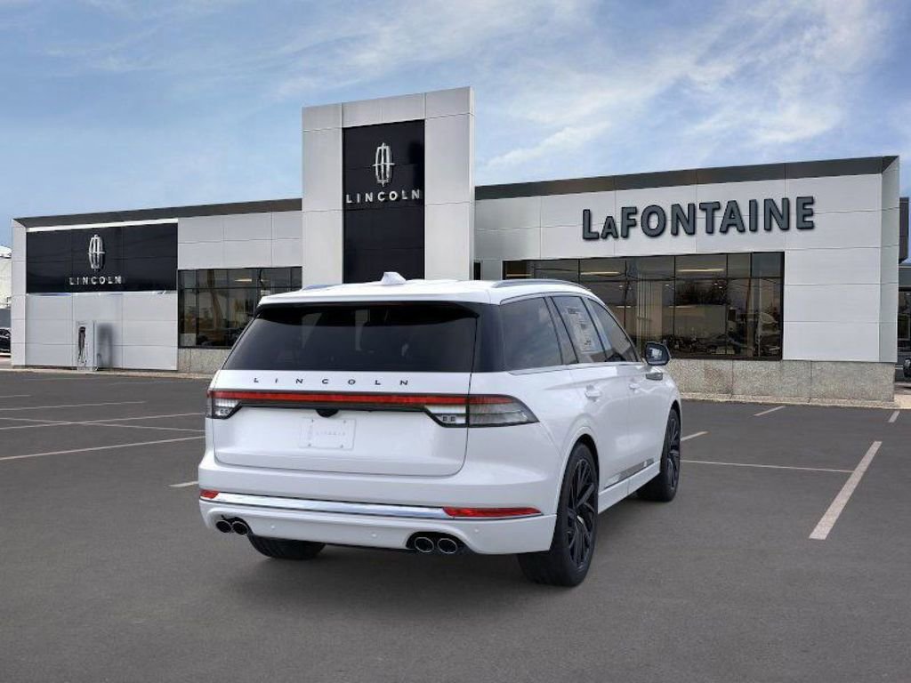 New 2025 Lincoln Aviator Black Label AWD/4WD image 8