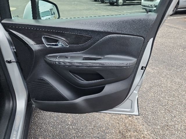 Used 2016 Buick Encore FWD image 27