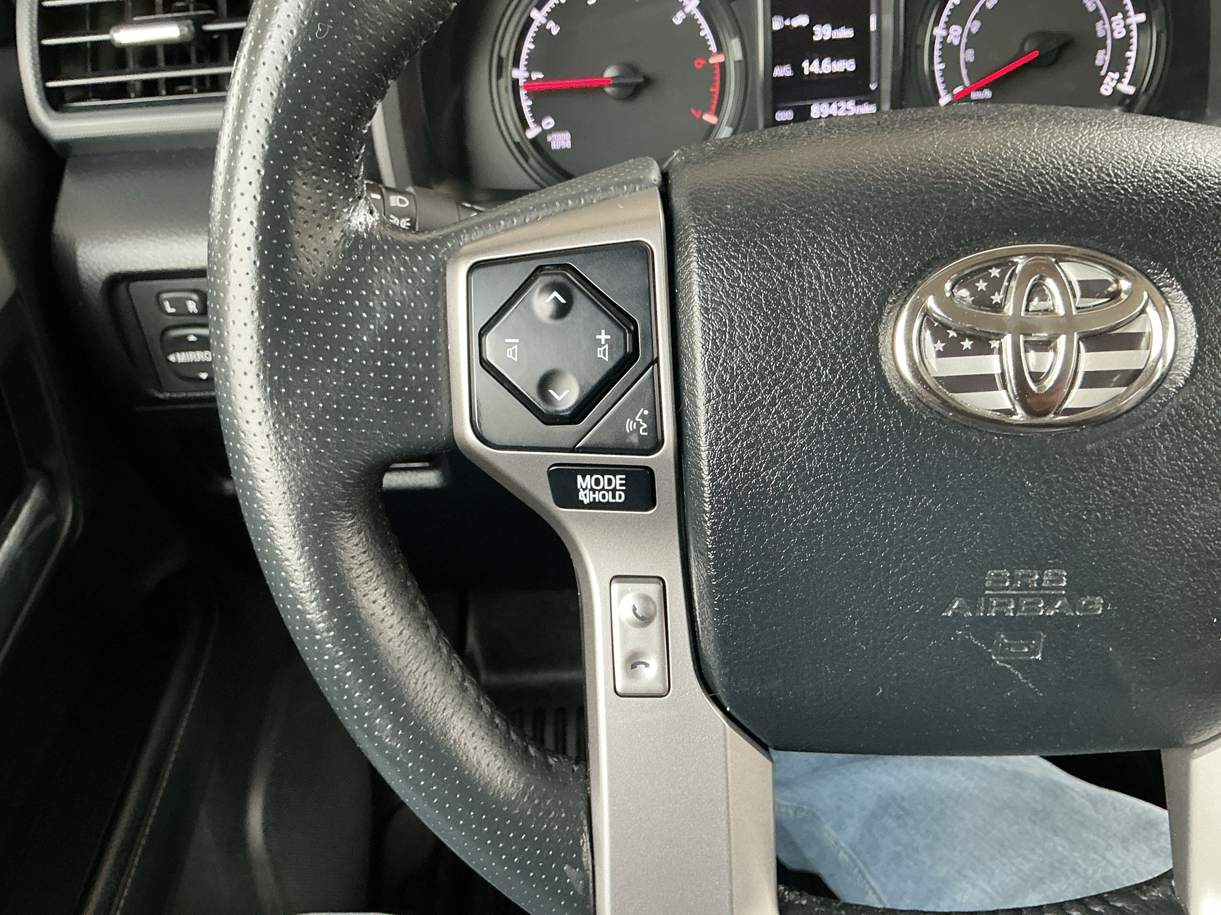 Used 2020 Toyota 4Runner SR5 image 12