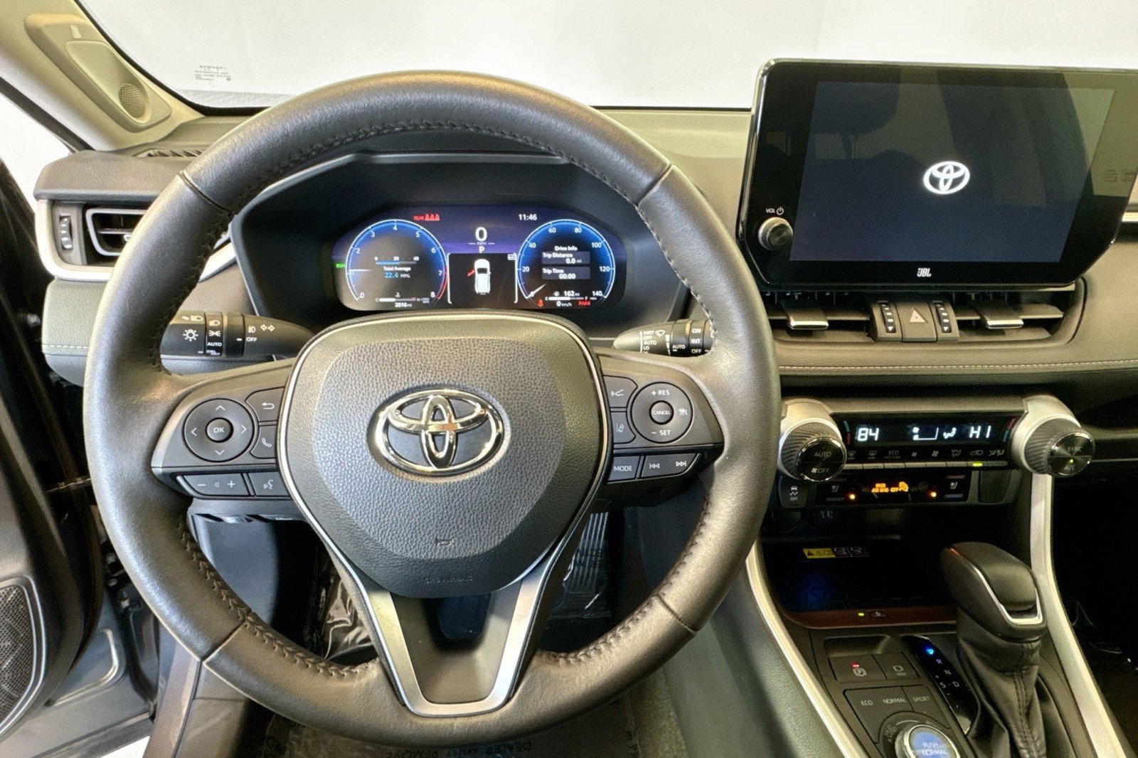 Used 2024 Toyota RAV4 Limited image 11