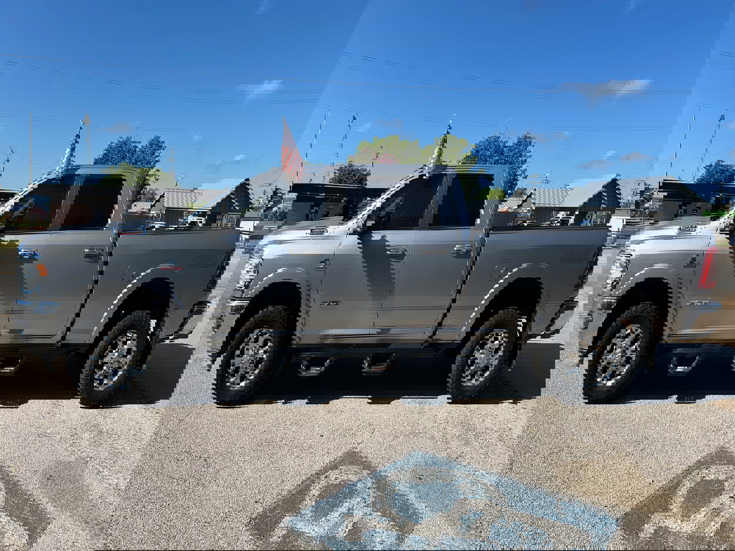 Used 2020 RAM 2500 Laramie image 3