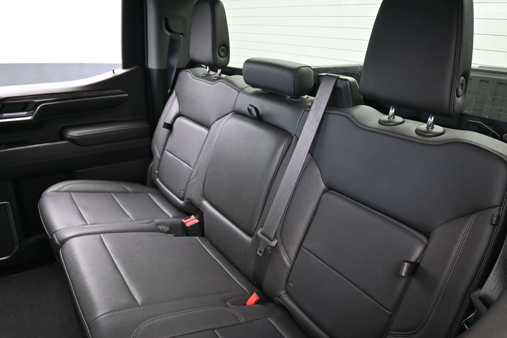 Used 2022 Chevrolet Silverado 1500 LTZ RWD image 44