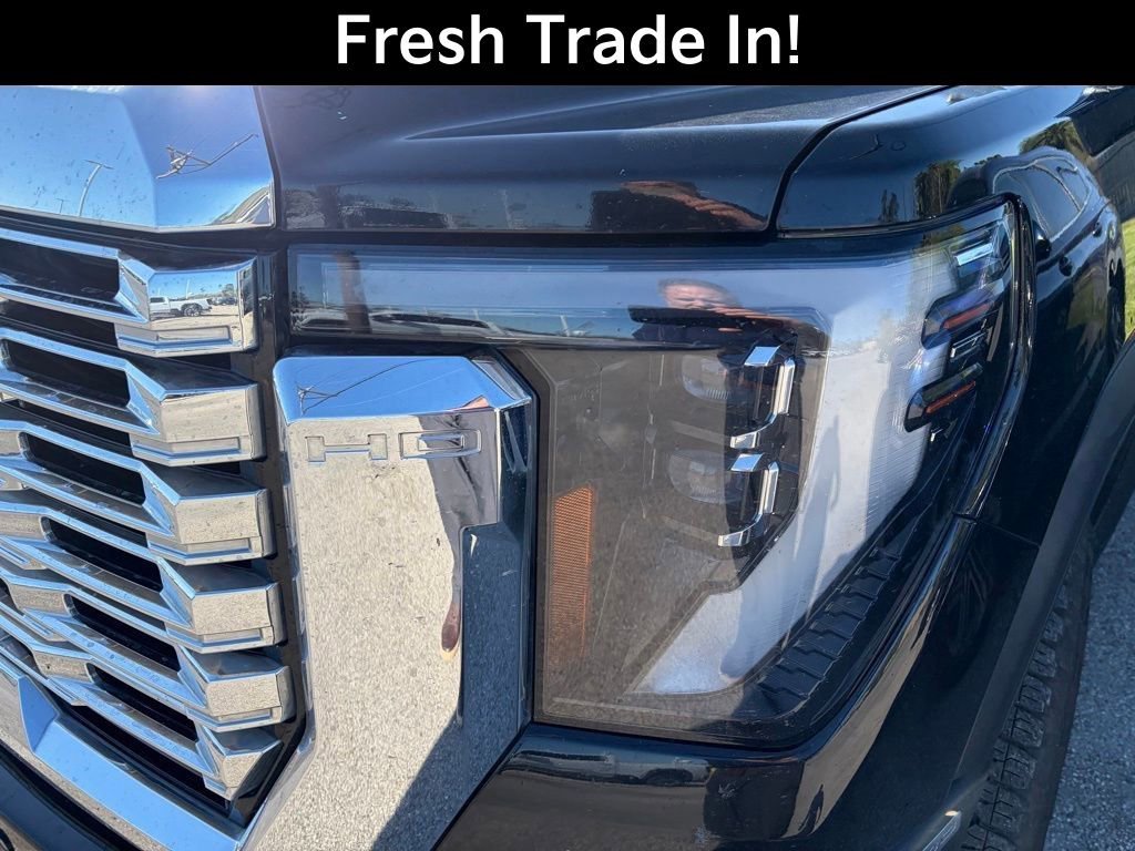 Used 2024 GMC Sierra 2500 Denali w/ Denali Reserve Package image 4