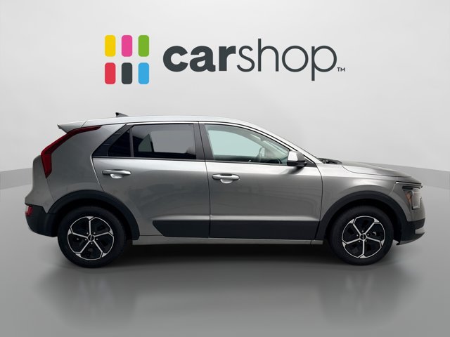 Used 2023 Kia Niro LX FWD image 6