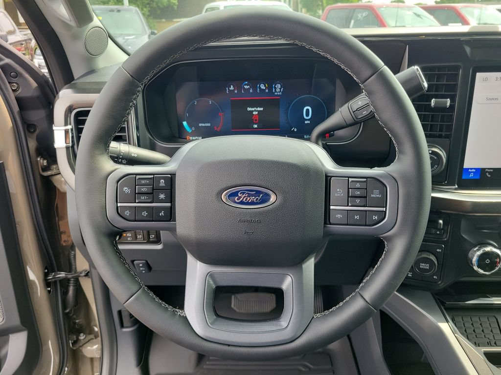 New 2026 Ford F350 Lariat w/ Lariat Premium Package AWD/4WD image 23