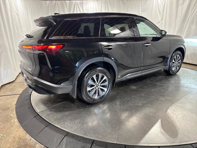 Certified 2025 INFINITI QX60 Pure image 8
