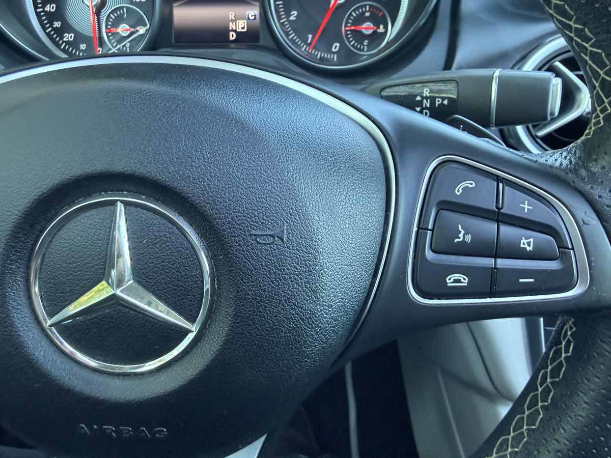 Used 2018 Mercedes-Benz GLA 250 4MATIC image 27