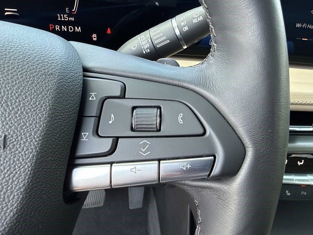 Certified 2024 Cadillac XT4 Luxury w/ Cold Weather Package FWD image 30