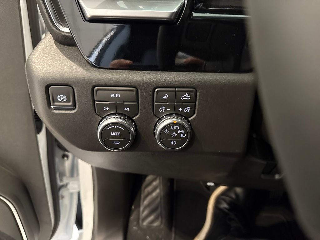 New 2026 GMC Sierra 1500 SLT AWD/4WD image 34