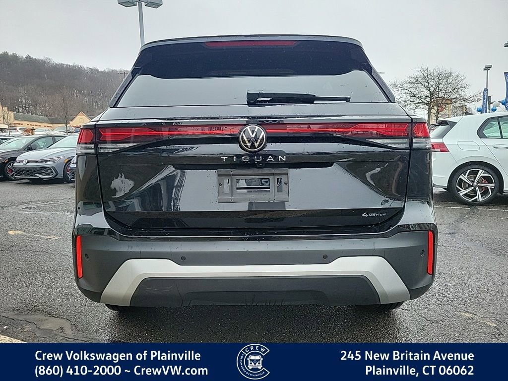 Certified 2025 Volkswagen Tiguan S image 28