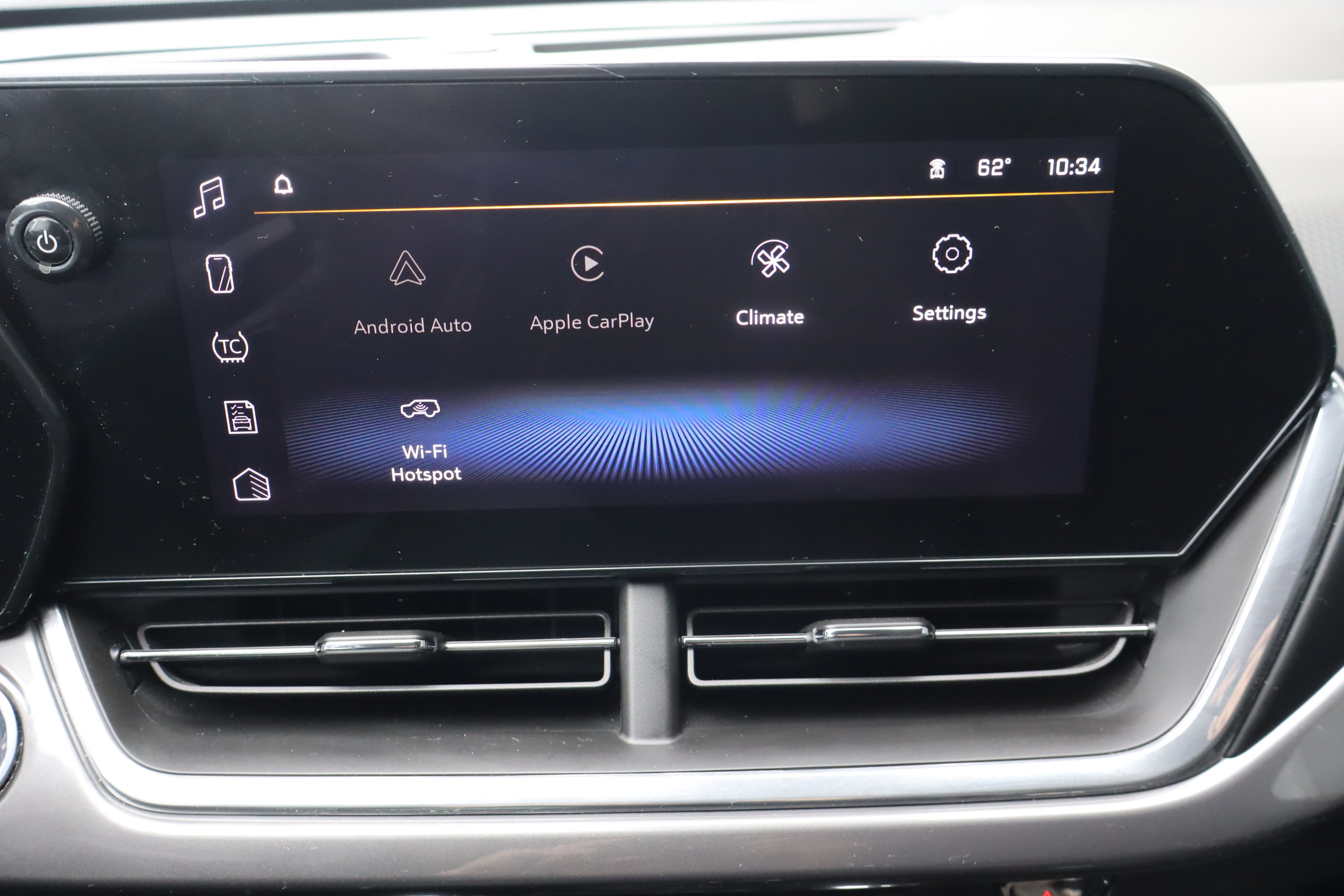 Certified 2024 Chevrolet Trax ACTIV w/ Sunroof Package image 27