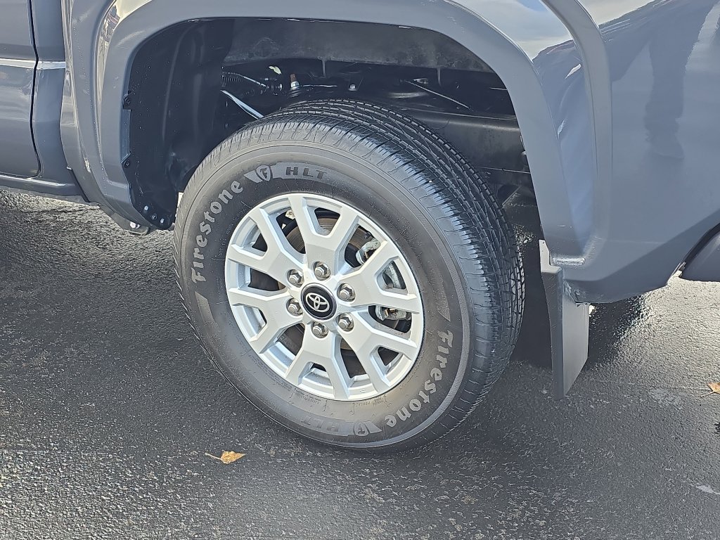 Certified 2024 Toyota Tacoma SR5 image 10