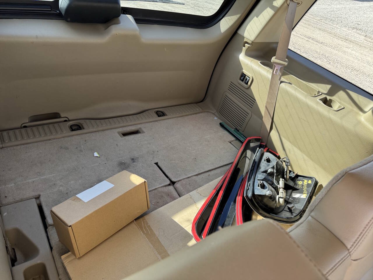 Used 2010 Mercury Mountaineer Premier AWD/4WD image 26