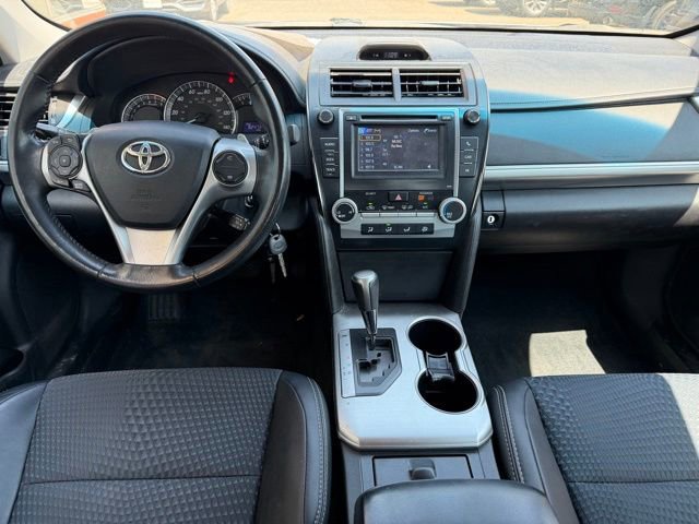 Used 2013 Toyota Camry SE FWD image 14