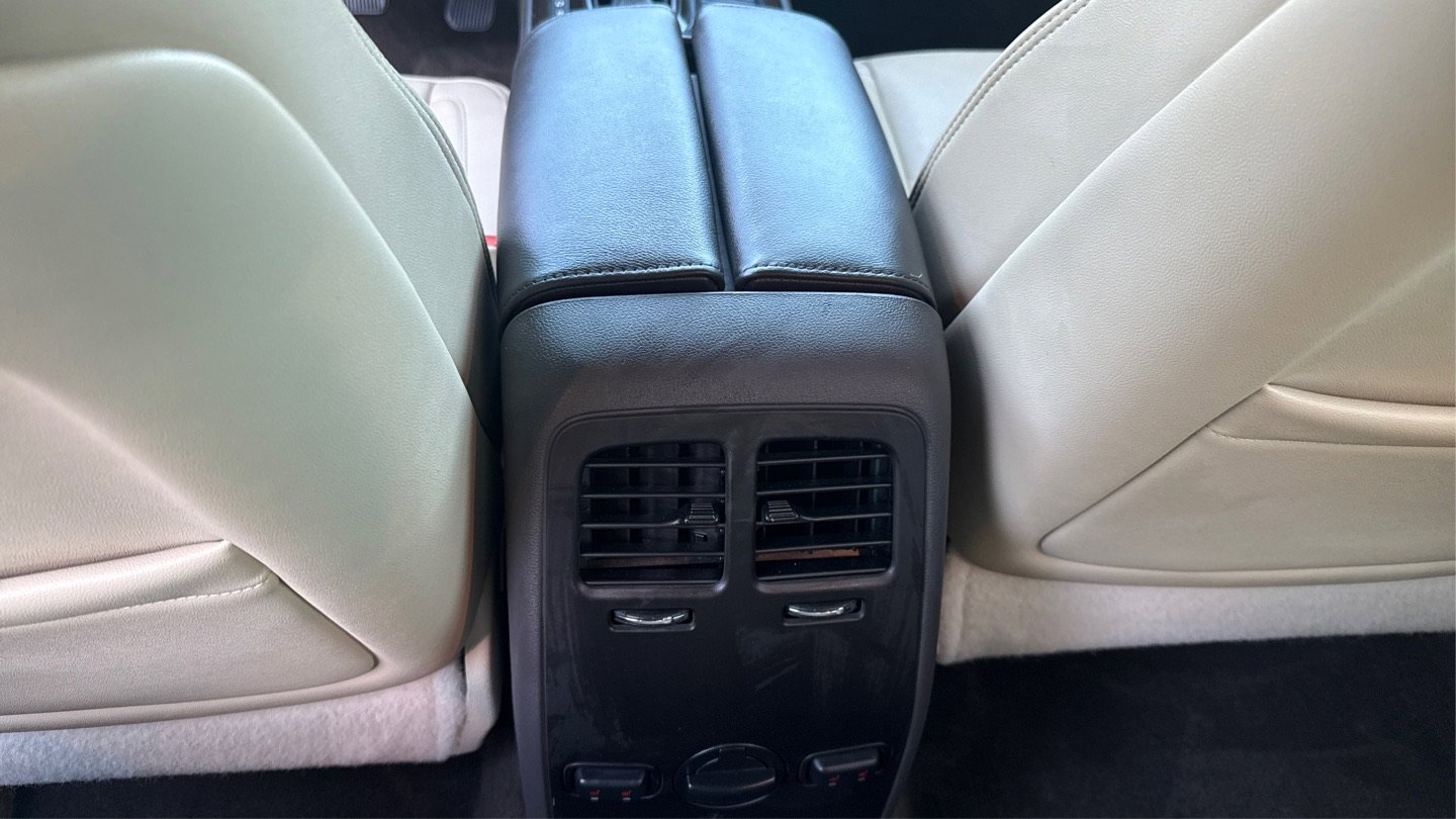 Used 2016 Lincoln MKS w/ Equipment Group 101A FWD image 21