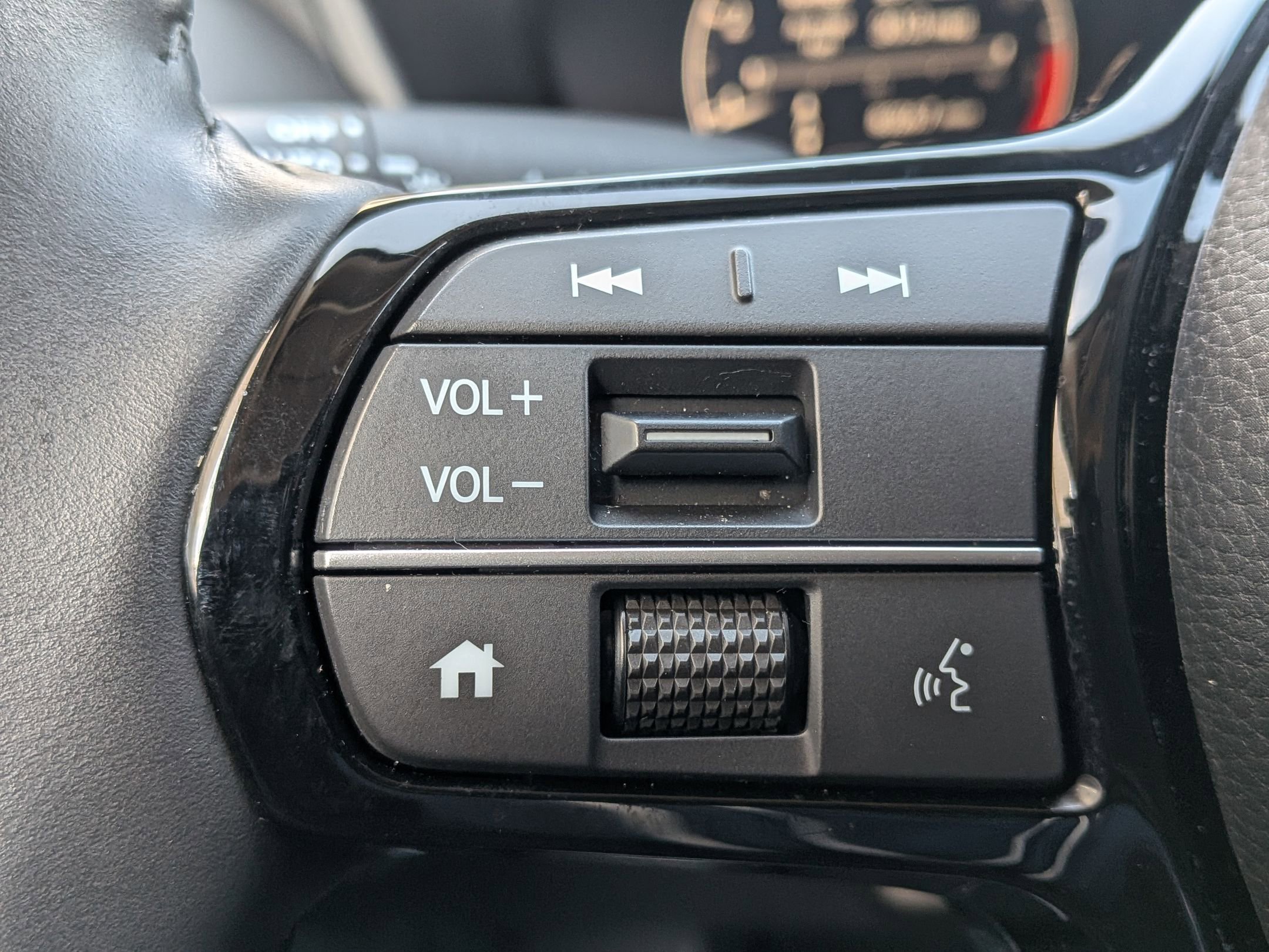 Used 2024 Honda HR-V EX-L image 14