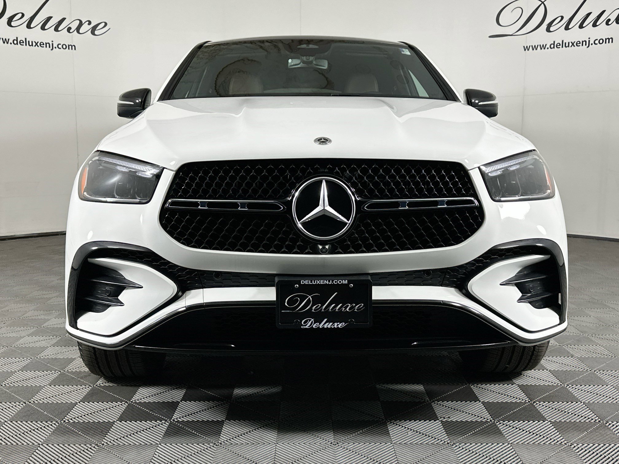 Used 2025 Mercedes-Benz GLE 450 4MATIC Coupe image 2