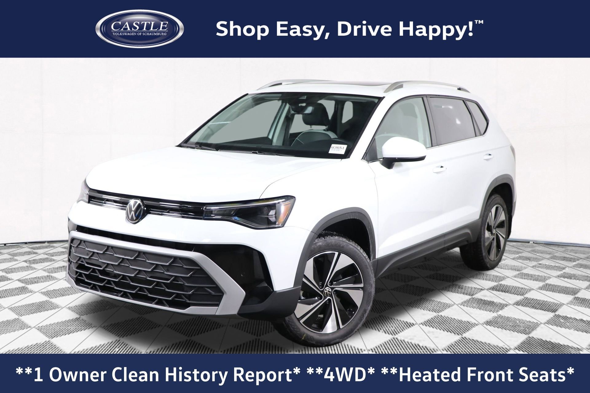 Used 2025 Volkswagen Taos SE w/ Panoramic Sunroof Package