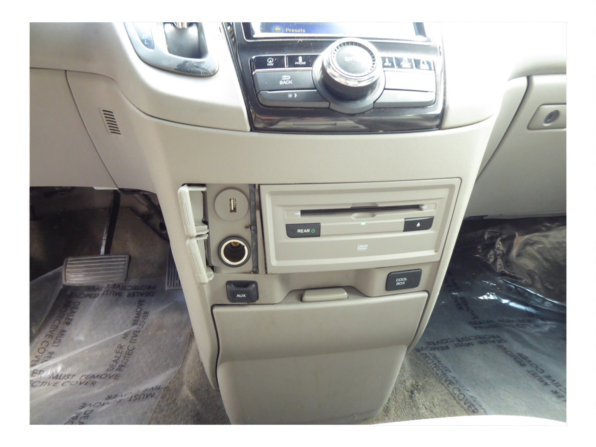 Used 2016 Honda Odyssey Touring Elite image 18