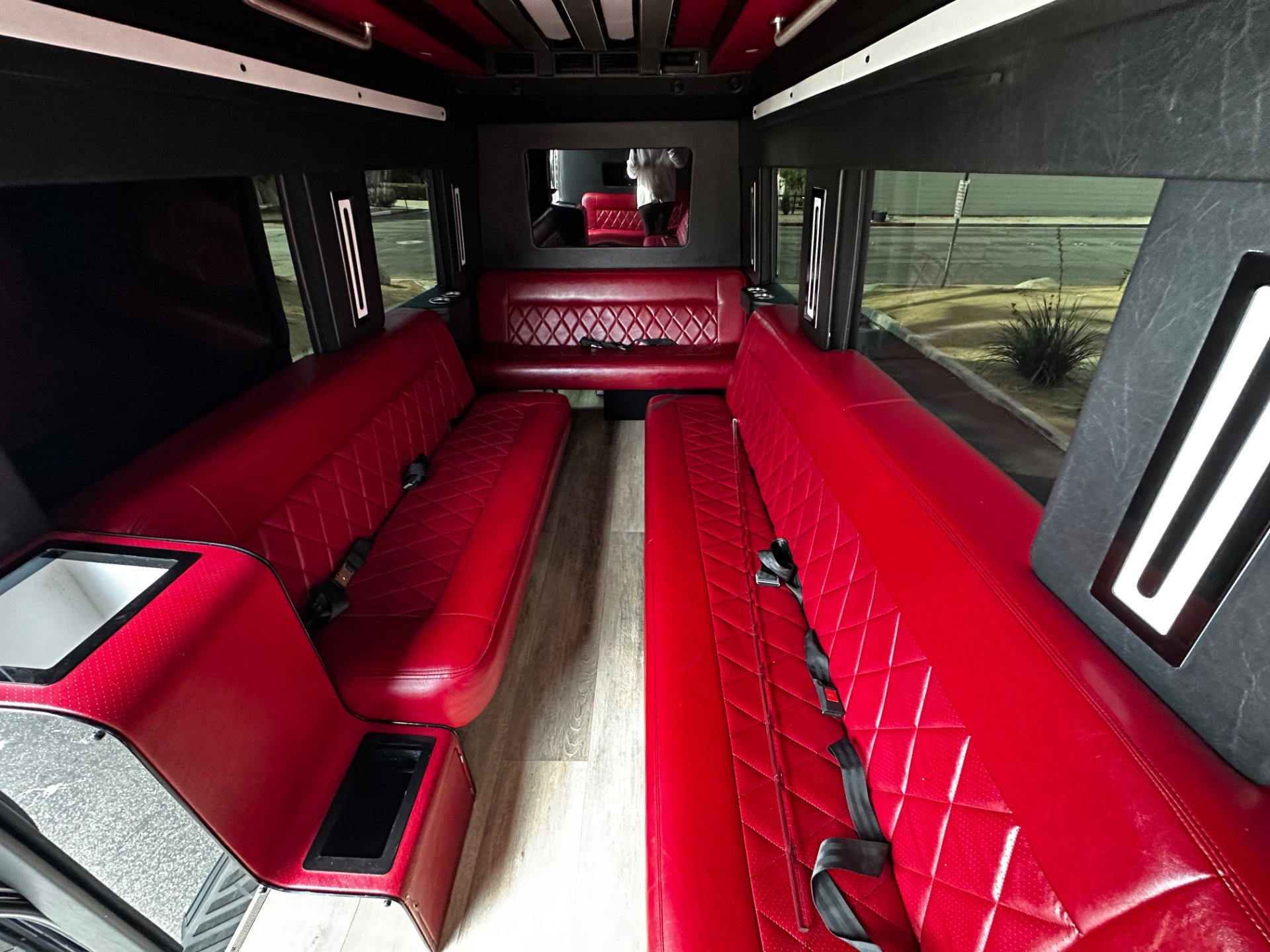 Used 2016 Mercedes-Benz Sprinter 2500 image 16